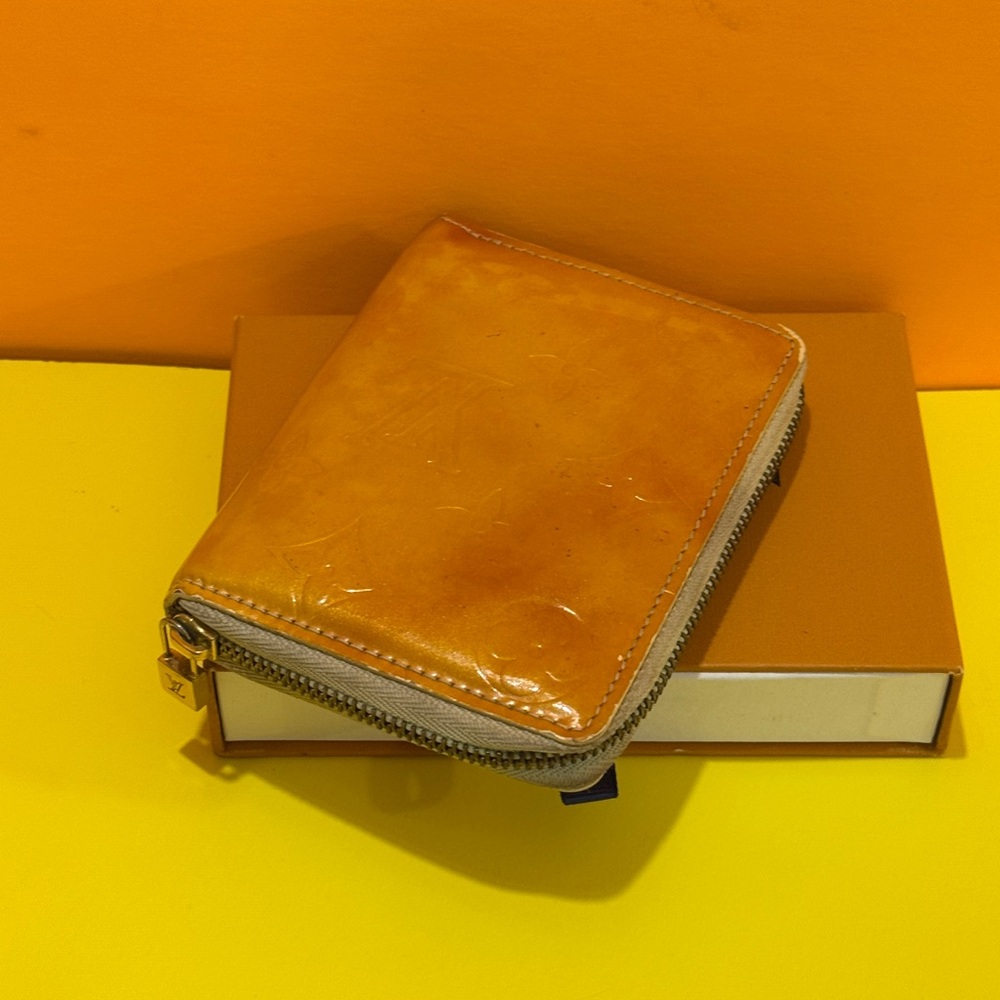 Louis Vuitton Printed monogram tine wallet - Picture 10 of 12